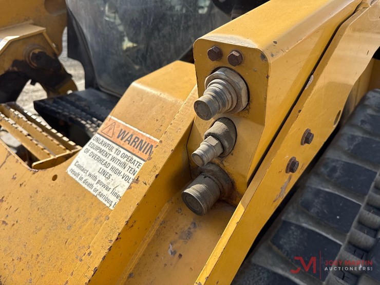 2015-caterpillar-279d-image-8