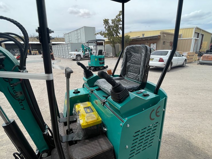 #3013-•-unused-2026-cfg-mini-excavator-image-10
