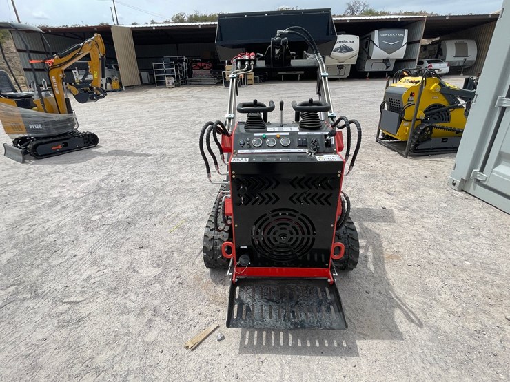 #3051-•-unused-2026-skid-steer-loader-image-2
