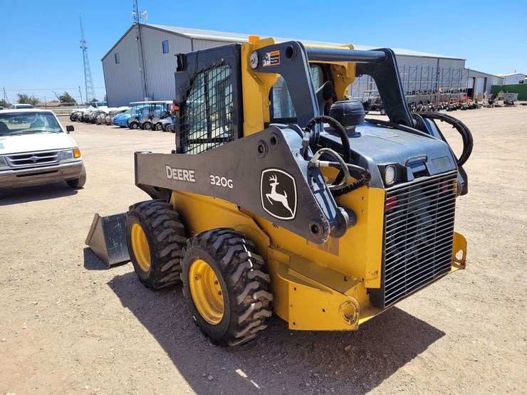 deere-320g-image-9