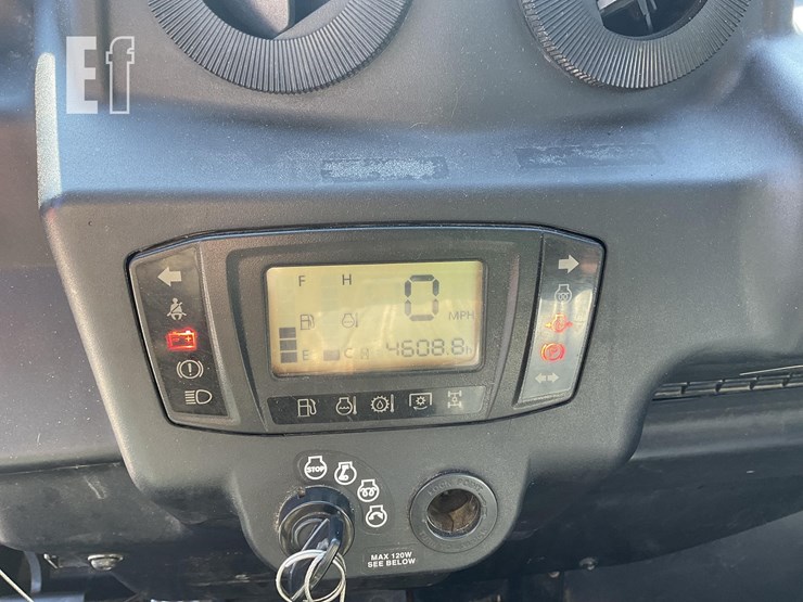 2018-kubota-rtv1100-image-12