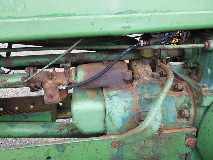 john-deere-b-image-17