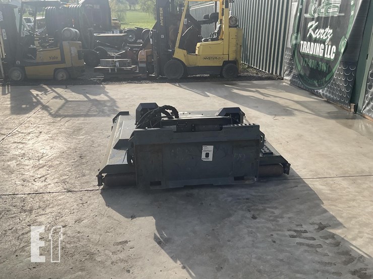 2021-bobcat-brushcat-60-image-2