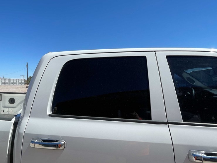 2016-dodge-2500-image-28