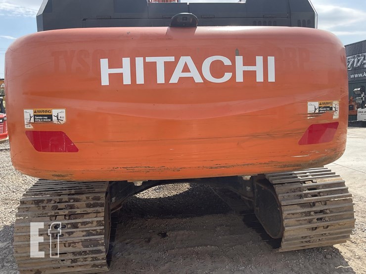 2019-hitachi-zx300-lc-6-image-3