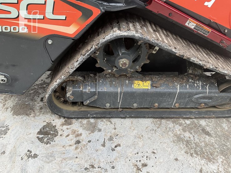 2022-kubota-scl1000-image-10