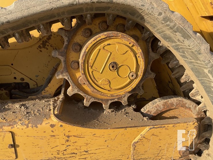 2022-caterpillar-259d3-image-9