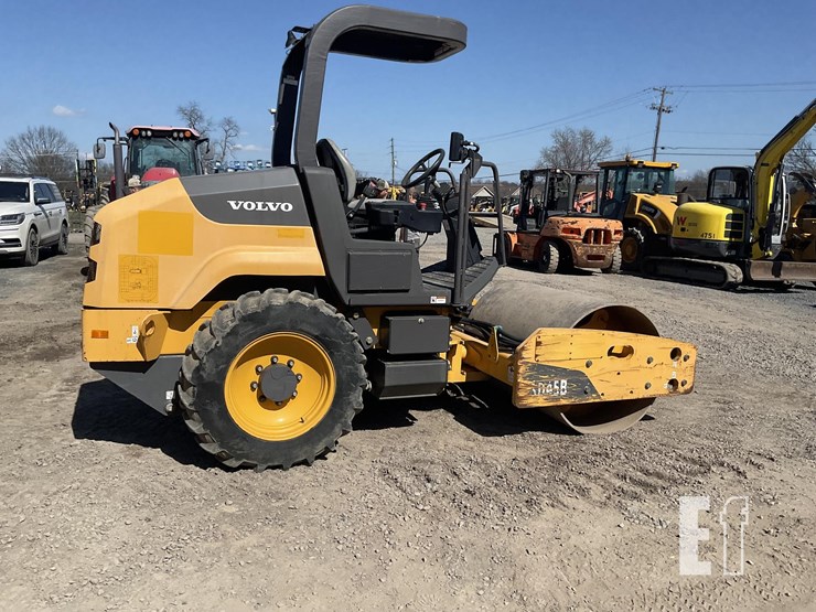 2018-volvo-sd45b-image-5