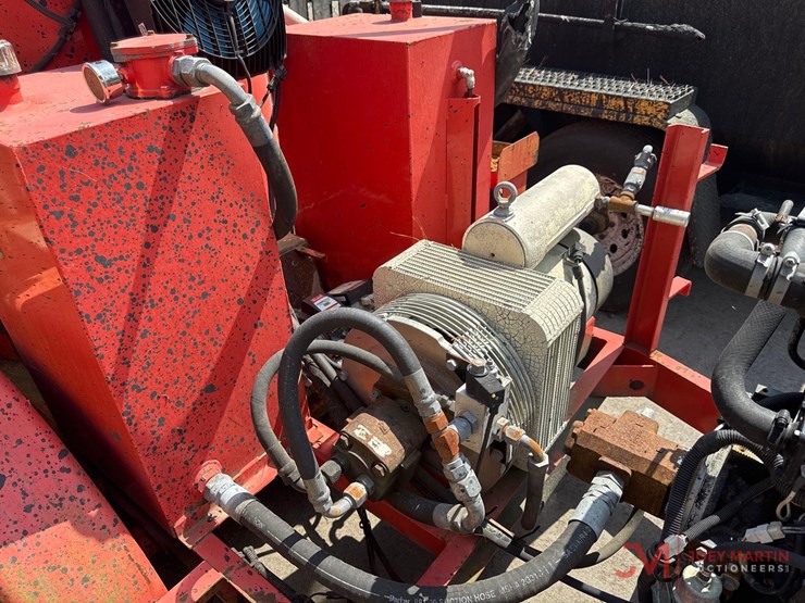 2006-crafco-ss125dc-125-pot-hole-patcher-image-13