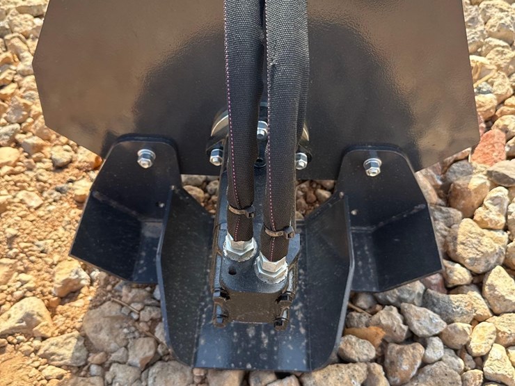 wolverine-72-skid-steer-tiller-image-3