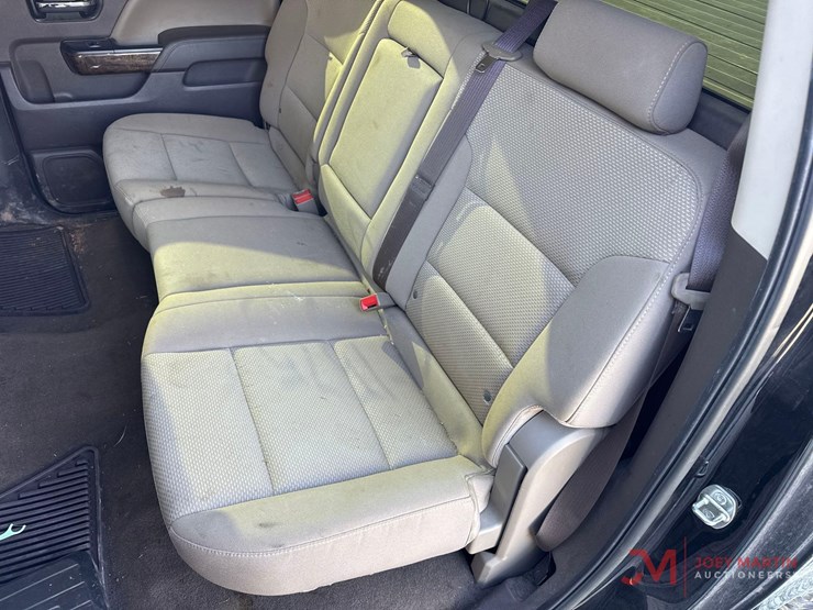 2017-chevrolet-1500-image-27