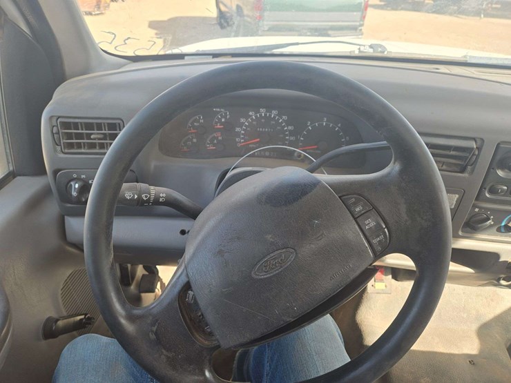 2000-ford-f250-image-15