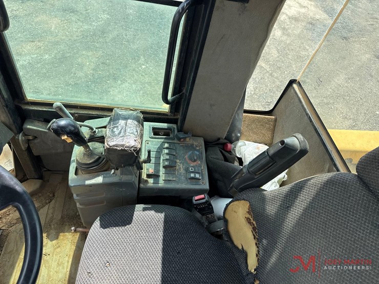 2008-caterpillar-it38g-image-28