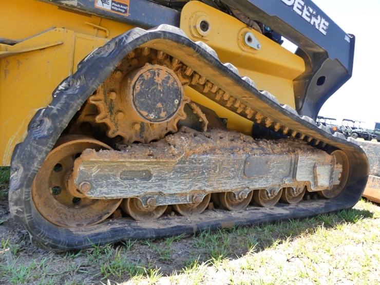 2022-deere-333g-image-6