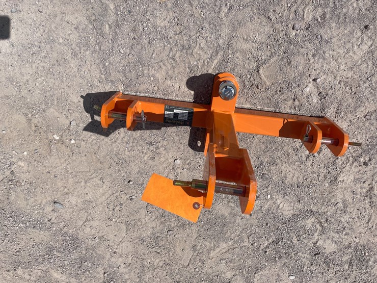 2026-caterpillar-10-image-7