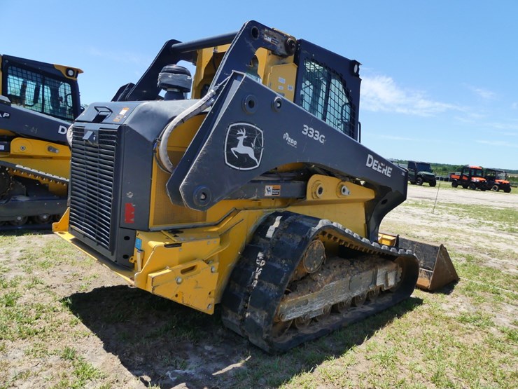 2022-deere-333g-image-3