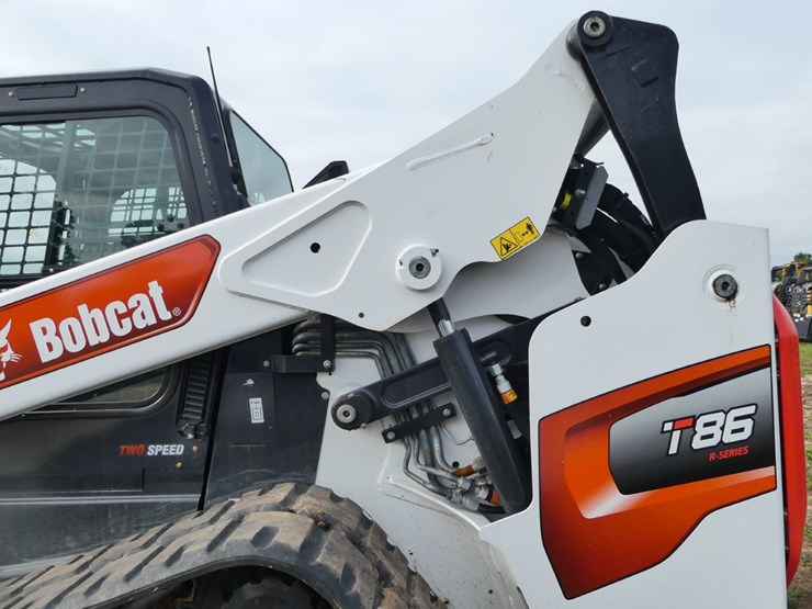 2024-bobcat-t86-image-7