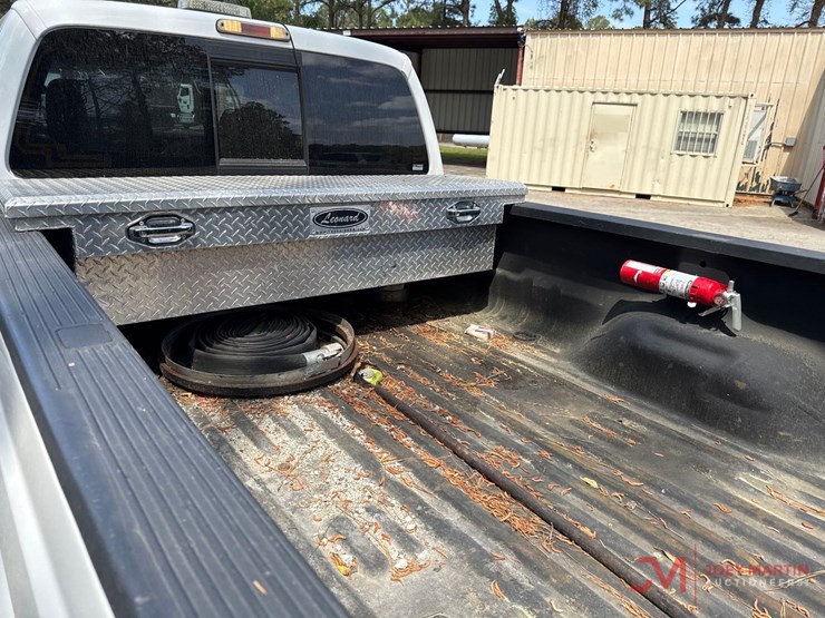 2015-ford-f250-xlt-image-8