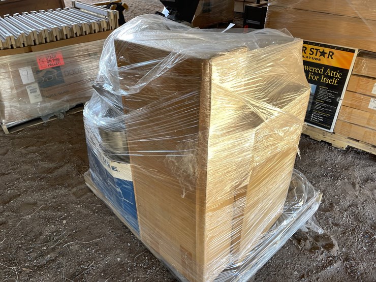 #190-•-pallet-of-solatube-kits-image-3
