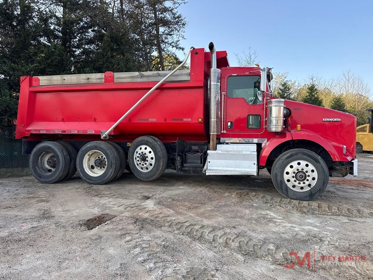 2013-kenworth-t800-image-2
