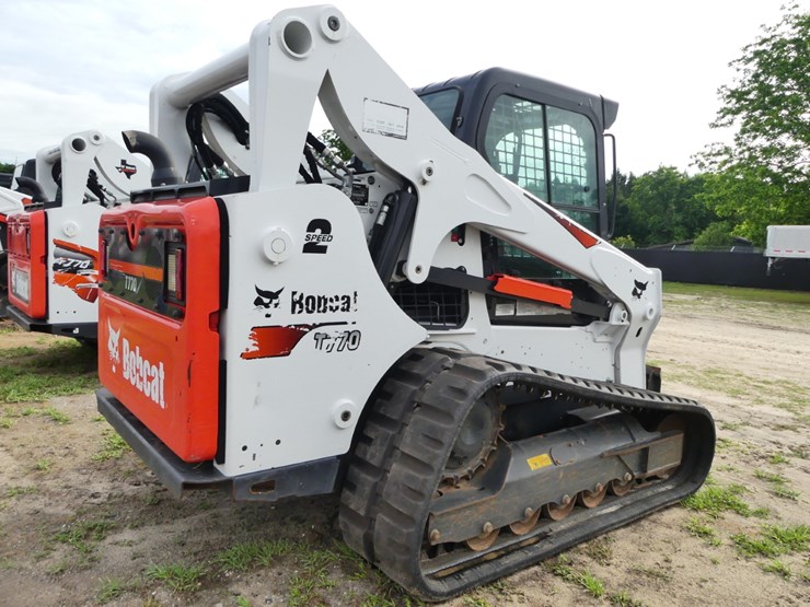 2023-bobcat-t770-image-4