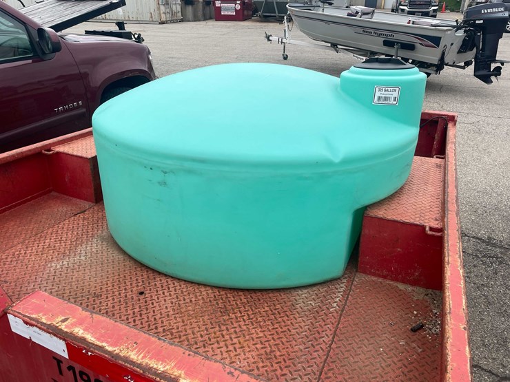 #1496-•-2015-chilton-utility-trailer-(has-wi-title)-(of)-image-31