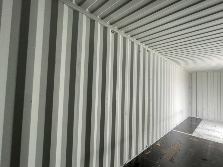 #101-•-40'-high-cube-multi-door-container-image-12