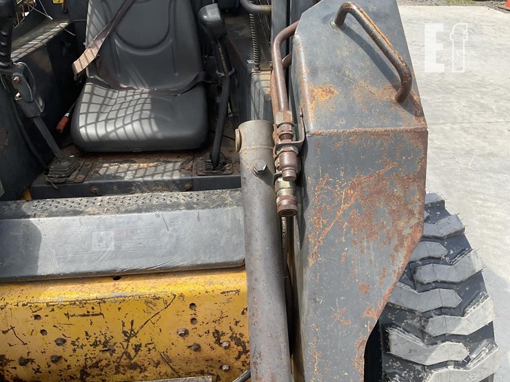 2005-new-holland-ls190-image-11