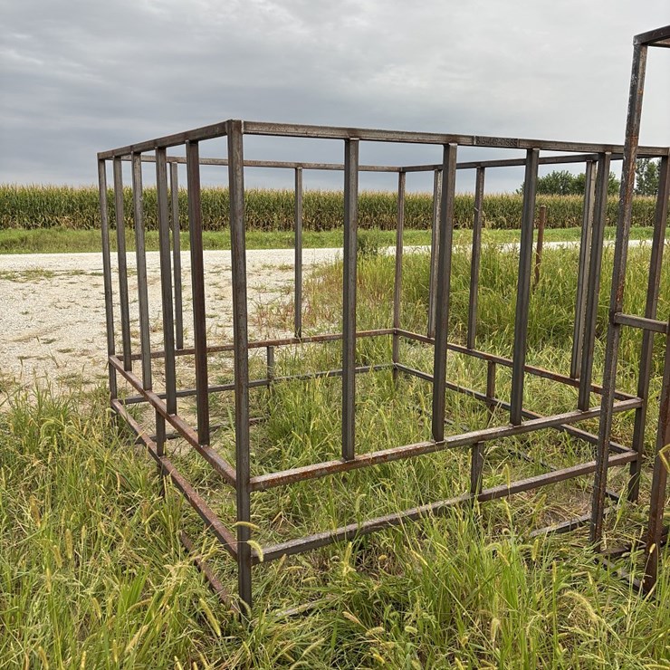 New/Unused Steel Horse Hay Feeder
