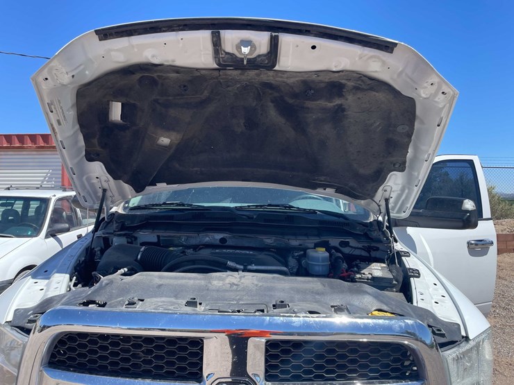 2016-dodge-2500-image-92