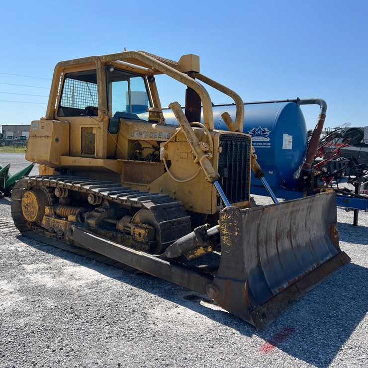 JOHN DEERE 850