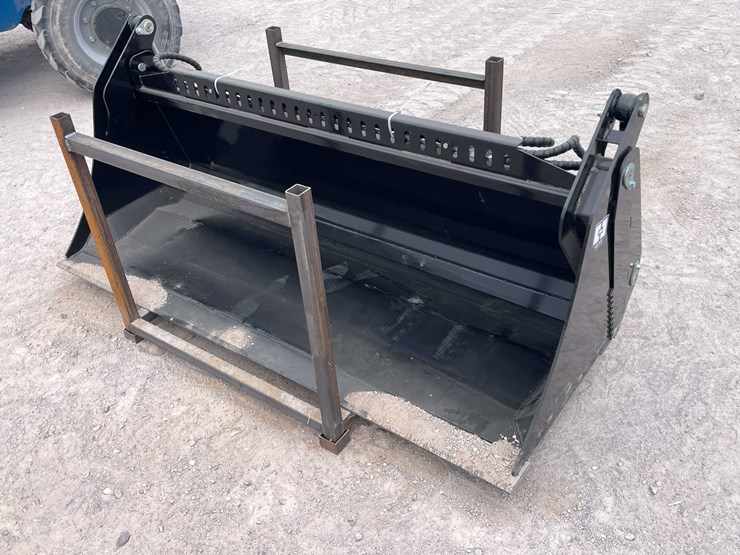#3111-•-unused-2026-skid-steer-4-in-1-bucket-image-4