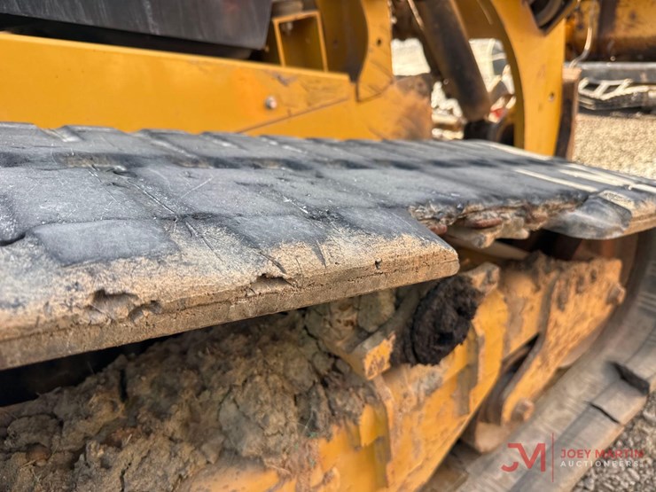 2018-caterpillar-289d-image-17