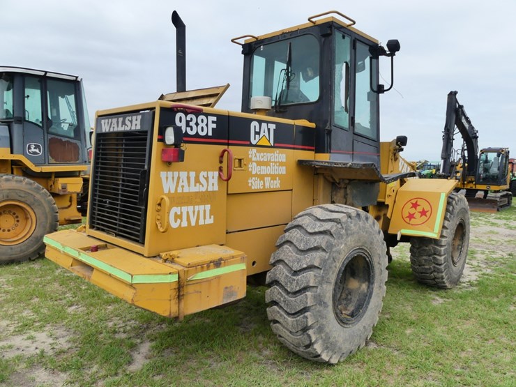 caterpillar-938f-image-3