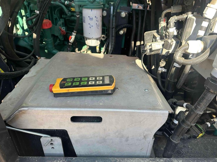 2023-pronar-mrw-2.75g-mobile-material-shredder-recycler-image-18