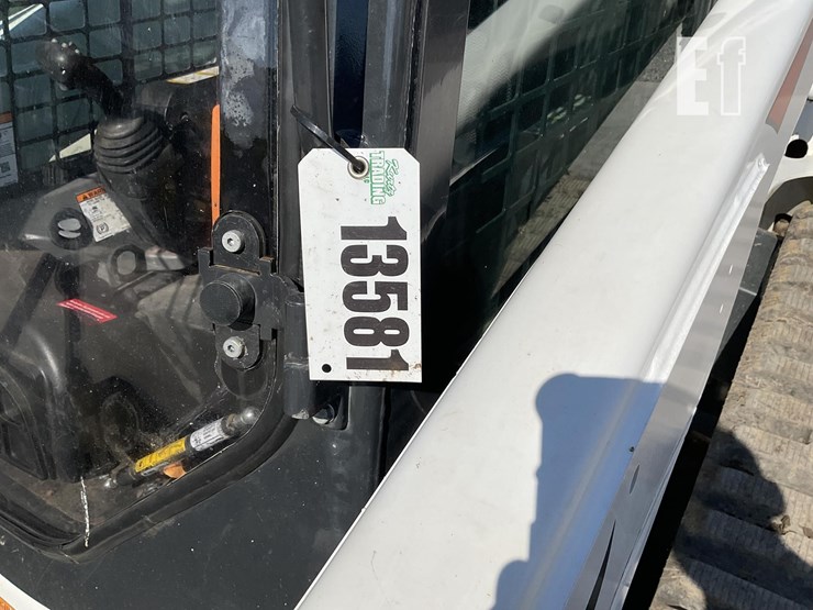 2023-bobcat-t870-image-21
