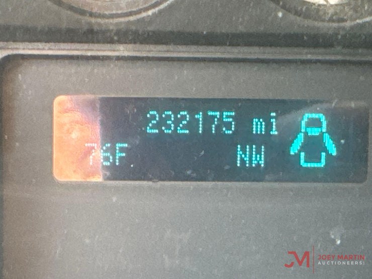2015-ford-f250-xl-image-38