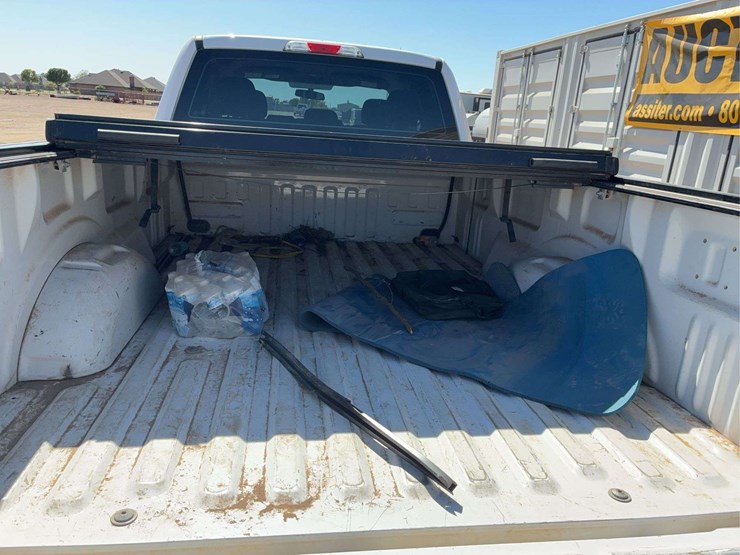 2016-ford-f150-lariat-image-9