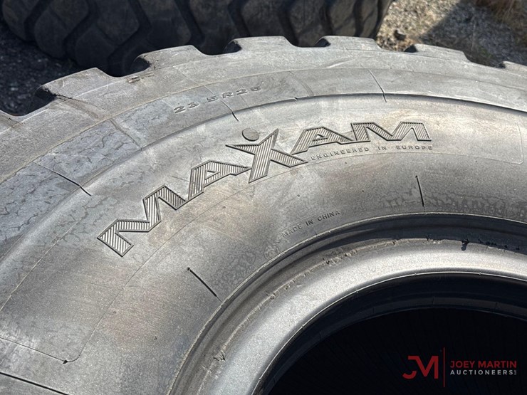 (1)-23.5r25-loader-tire-image-3