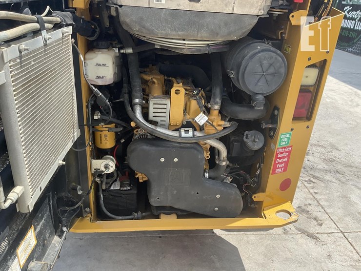 2022-caterpillar-259d3-image-19