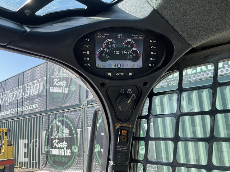 2023-bobcat-t870-image-17