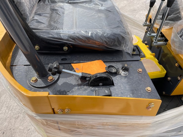 #3015-•-unused-2026-rt12r-mini-excavator-image-23