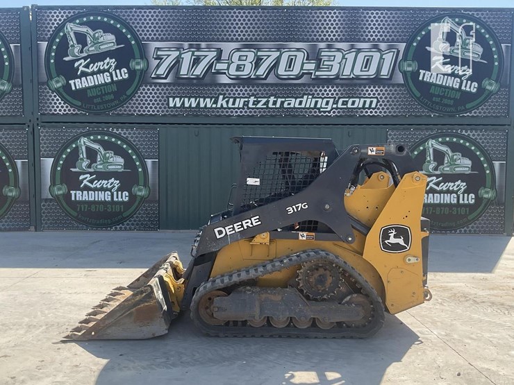 2023-deere-317g-image-1