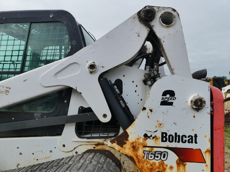 2016-bobcat-t650-image-7
