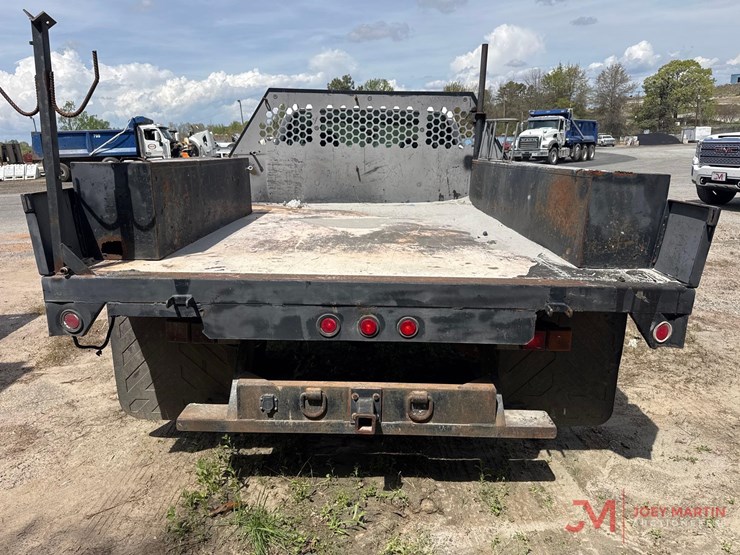 2007-chevrolet-3500-image-11
