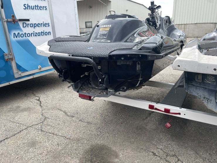 #1490-•-double-pwc-shorelander-trailer-&-waverunners-image-23