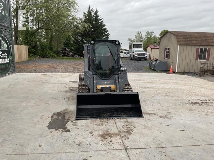2018-deere-317g-image-7