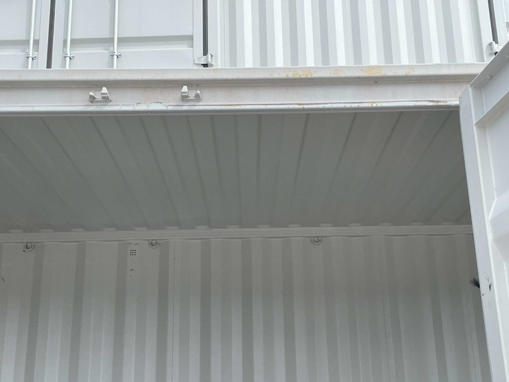 #100-•-40'-high-cube-storage-container-image-30
