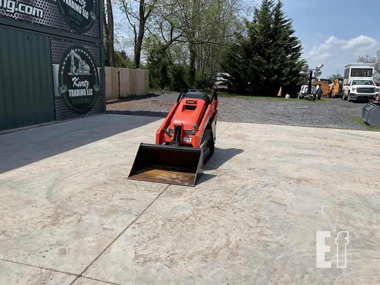 2024-kubota-scl1000-image-8