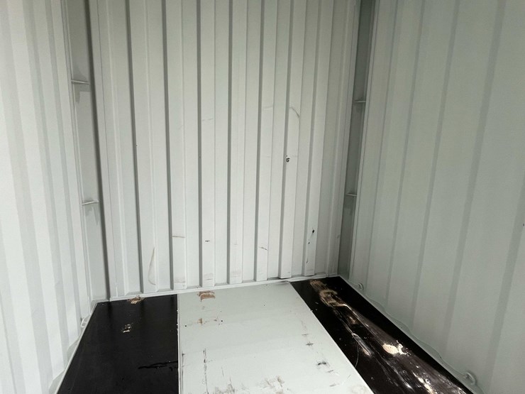 #101-•-40'-high-cube-multi-door-container-image-15